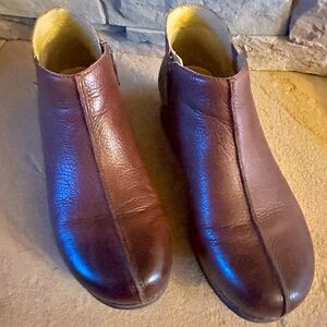 Women’s Dansko Makara Leather Ankle Boots